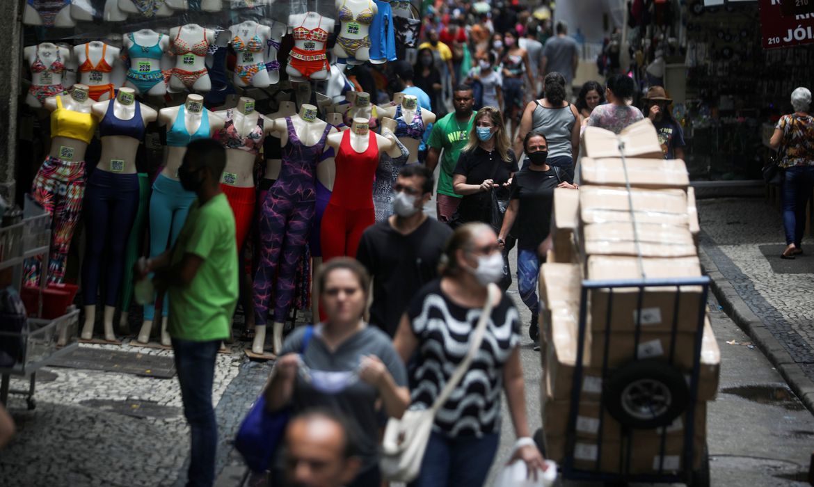 inflacao-oficial-tem-alta-de-4,52%-em-2020,-diz-ibge