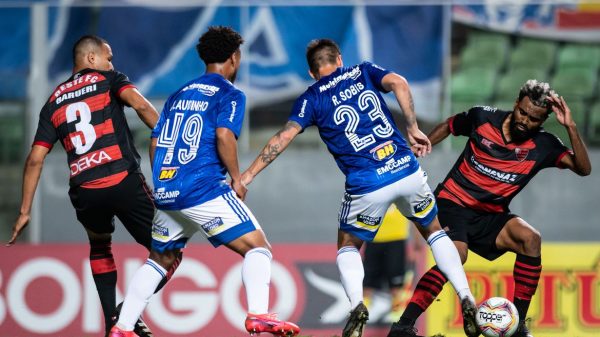 serie-b:-cruzeiro-perde-para-lanterna-oeste