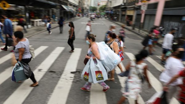 intencao-de-consumo-das-familias-sobe-0,7%-em-janeiro