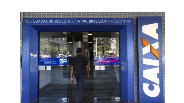 caixa-paga-abono-salarial-para-nascidos-em-janeiro-e-fevereiro