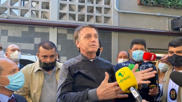 presidente-jair-bolsonaro-recebe-alta-medica