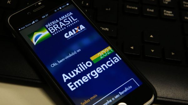 caixa-paga-hoje-auxilio-emergencial-a-nascidos-em-agosto