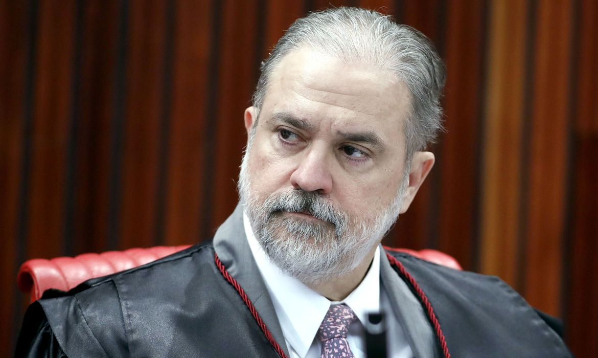 presidente-bolsonaro-indica-aras-para-novo-mandato-na-pgr