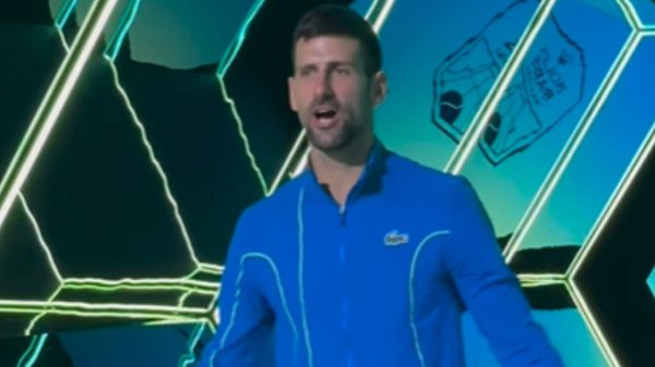 Djokovic comemorando o título em Paris