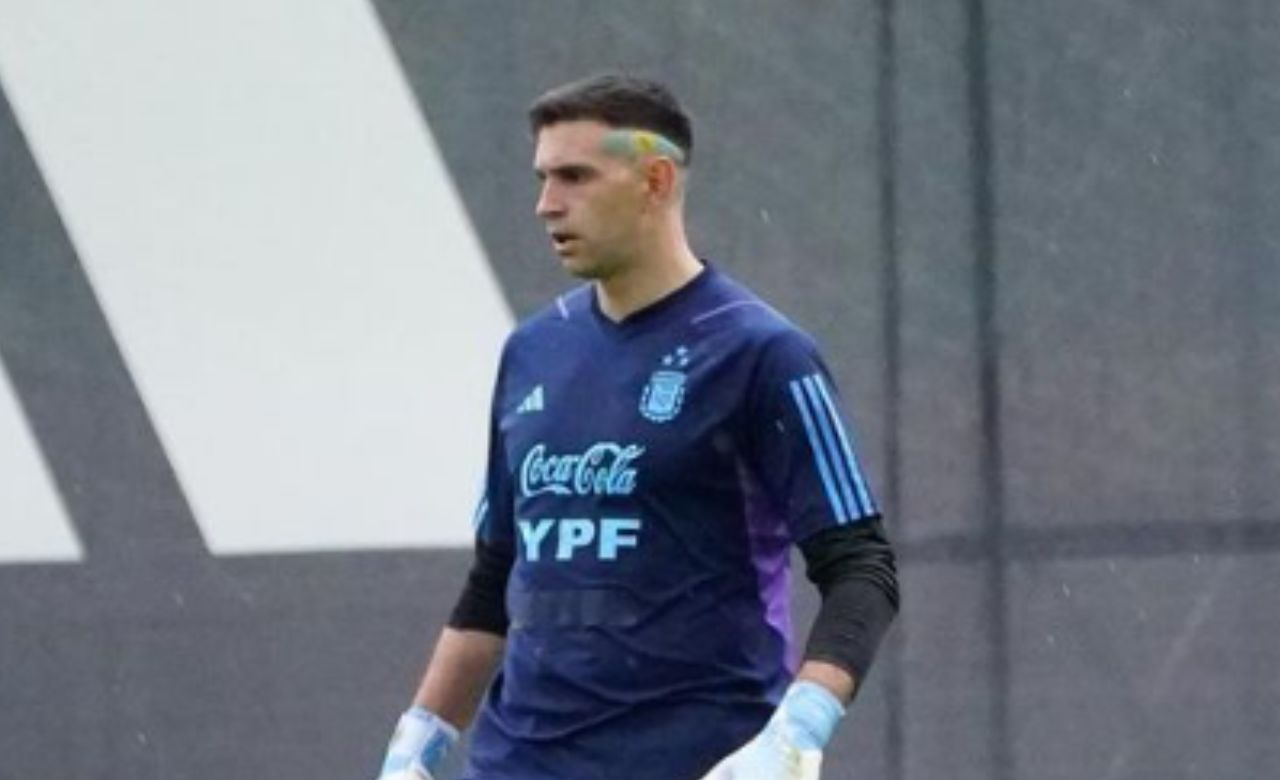 Goleiro da Argentina, Dibu Martínez ousou no novo visual