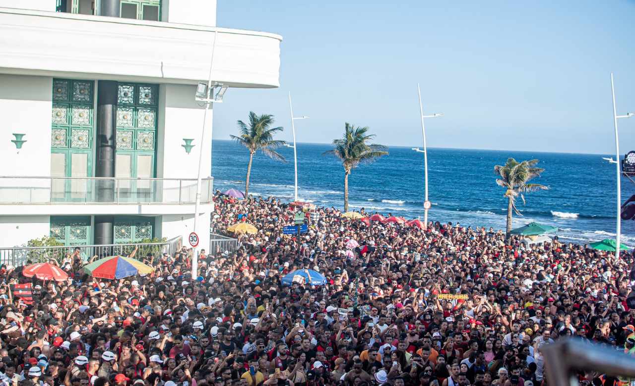 Torcida do Vitória vai aprovar uma das opções