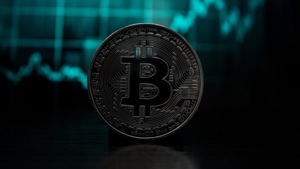 Standard Chartered dá previsão otimista para futuro do Bitcoin