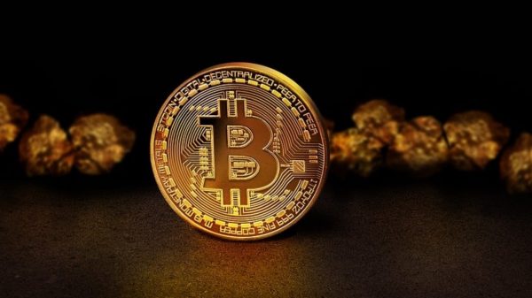 Autor de "Pai Rico, Pai Pobre" recomenda o investimento em Bitcoin