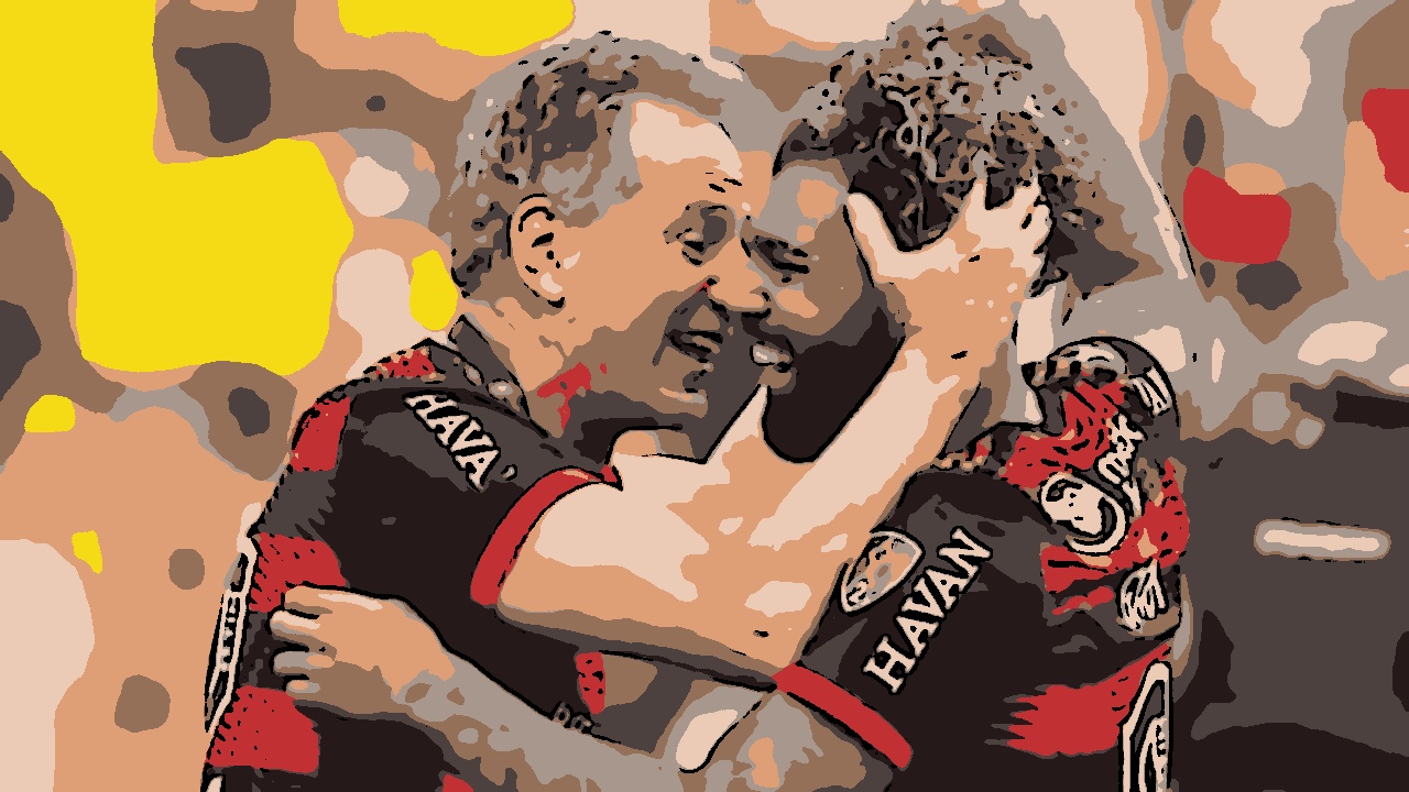 Gabigol comemora com o presidente do Flamengo, Rodolfo Landim