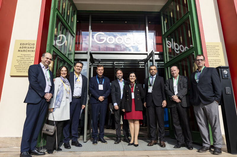 Diretoria do Google no Brasil apresenta noco Centro de Engenharia da empresa no país